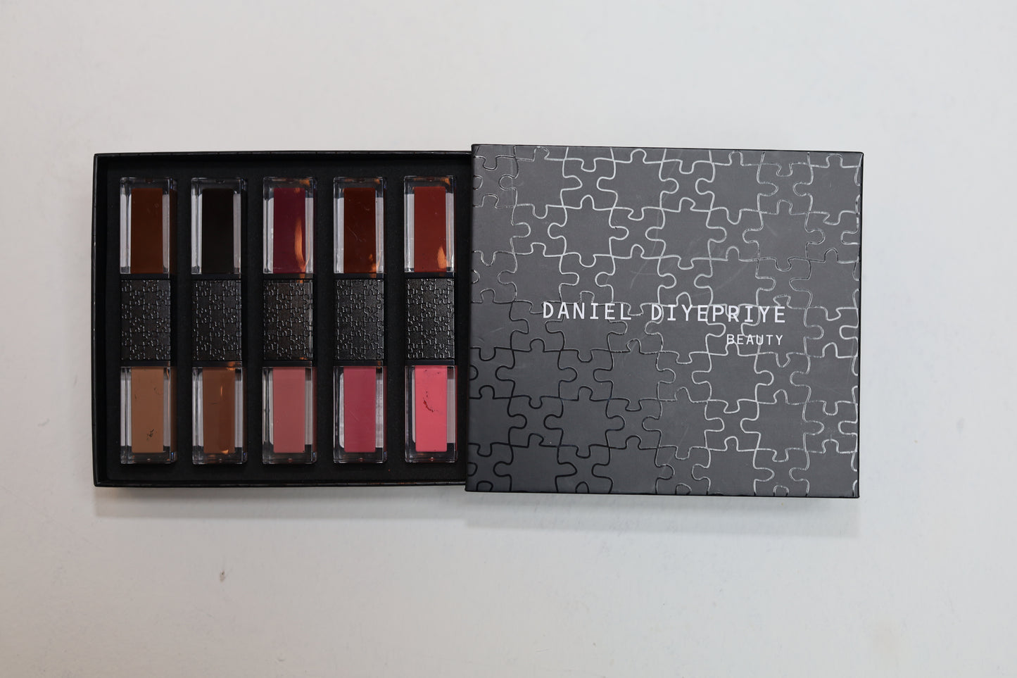GET ALL 20  SHADES  - (HURRY WHILE STOCKS LAST) IN GIFT BOX (Matte and Gloss)